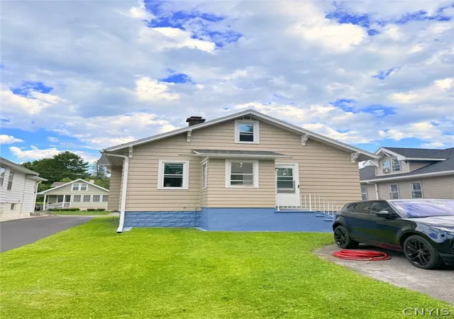 Homes for sale in Utica, NY | 104 Wells Pl, Utica, NY 13502 | MLS# S1686195