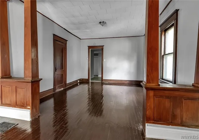 Homes for sale in Buffalo, NY | 167 East St, Buffalo, NY 14207 | MLS# B1686728