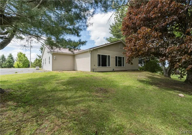 Homes for sale in Lorraine, NY | 17980 County Route 189, Lorraine, NY 13605 | MLS# S1686620