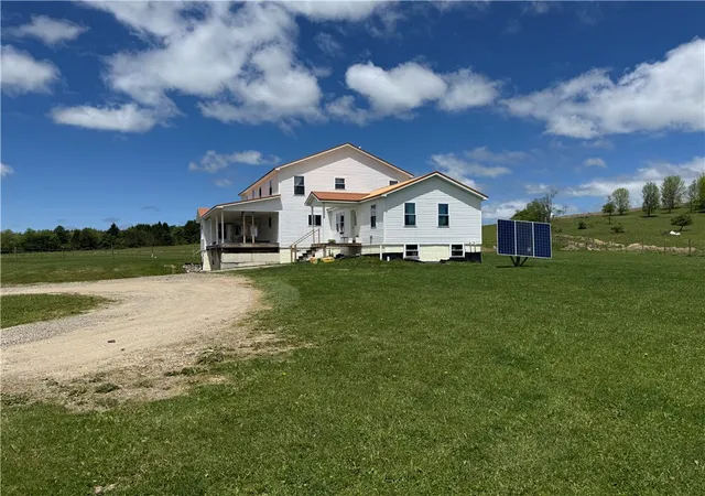 4th image of 154 Kipp St, Sherman, NY 14781 | MLS# R1686731