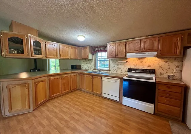 Homes for sale in Clarendon, NY | 17214 Elizabeth Dr, Clarendon, NY 14470 | MLS# R1682695