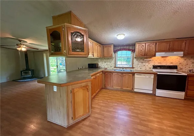 Homes for sale in Clarendon, NY | 17214 Elizabeth Dr, Clarendon, NY 14470 | MLS# R1682695