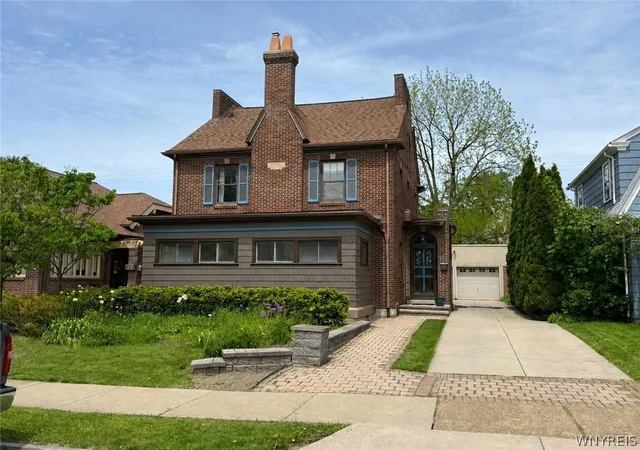 Homes for sale in Niagara Falls, NY | 664 Orchard Pkwy, Niagara Falls, NY 14301 | MLS# B1683977