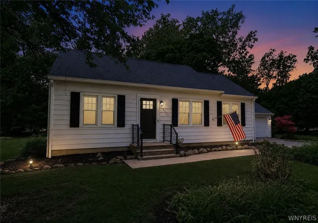 Homes for sale in Clarence, NY | 4620 Ransom Rd, Clarence, NY 14031 | MLS# B1686692