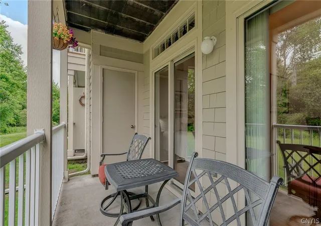 3rd image of 1707 Greymoor Way, Lysander, NY 13027 | MLS# S1685816