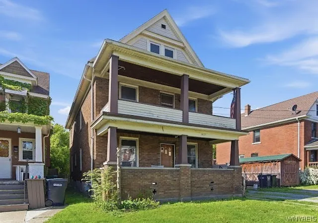 2nd image of 1427 Fort Ave, Niagara Falls, NY 14303 | MLS# B1686799