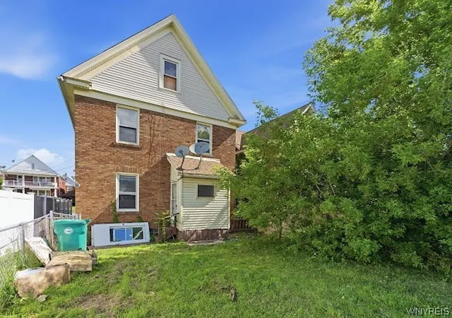 42nd image of 1427 Fort Ave, Niagara Falls, NY 14303 | MLS# B1686799