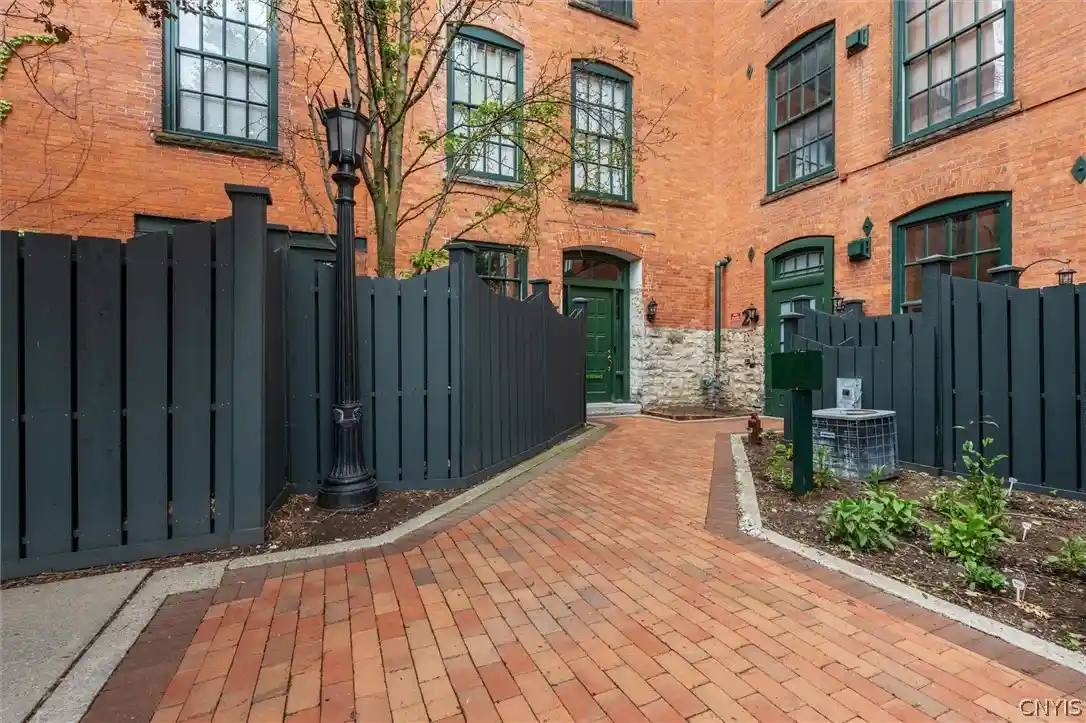 Listing Photo 1 - Condo for sale in 429 N Franklin St located at 429 N Franklin St, Syracuse, NY 13204 - Unit #108