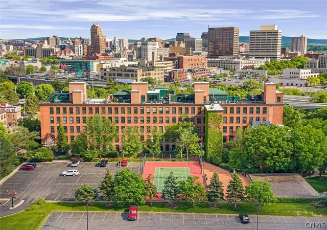 50th image of 429 N Franklin St #108, Syracuse, NY 13204 | MLS# S1686234