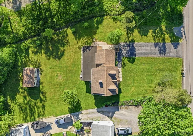Homes for sale in Hamburg, NY | 2940 Cloverbank Road, Hamburg, NY 14075 | MLS# B1686184