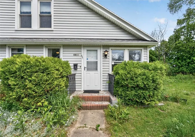 3rd image of 4461 Culver Rd, Irondequoit, NY 14622 | MLS# R1686463