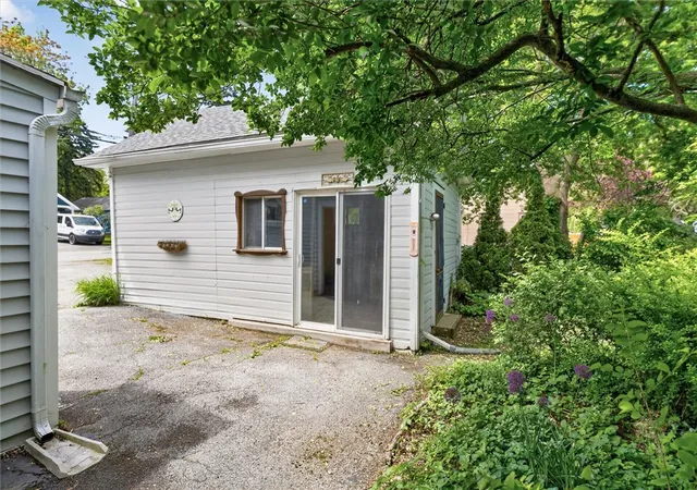 4th image of 4461 Culver Rd, Irondequoit, NY 14622 | MLS# R1686463