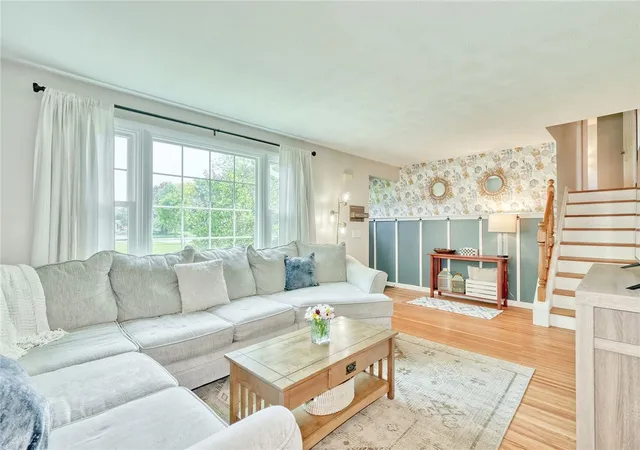 Homes for sale in Canandaigua City, NY | 46 Arlington Park, Canandaigua City, NY 14424 | MLS# R1685080