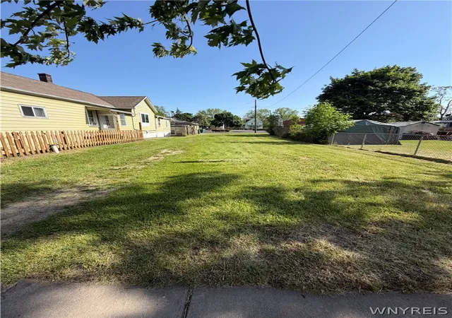 1st image of 1115 North Ave, Niagara Falls, NY 14305 | MLS# B1682997