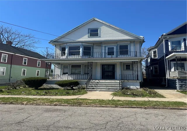 Homes for sale in Buffalo, NY | 360 Fox St, Buffalo, NY 14211 | MLS# B1681943