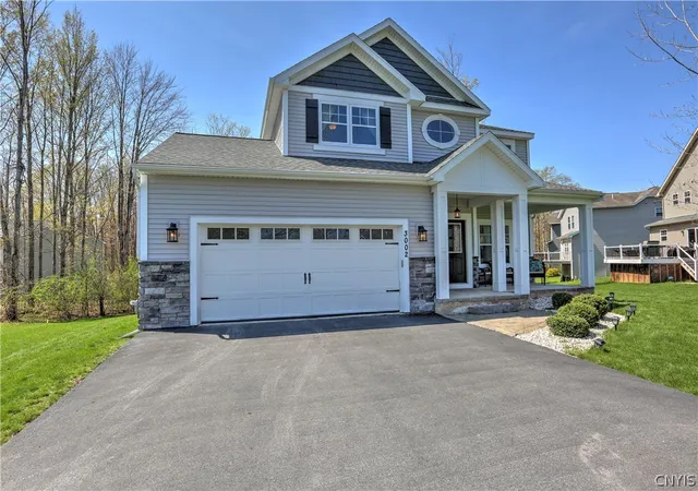 35th image of 3002 Verona Ct, Lysander, NY 13027 | MLS# S1686907