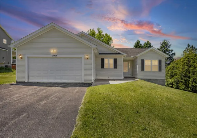 2nd image of 2062 Johnny Ln, Walworth, NY 14568 | MLS# R1686581