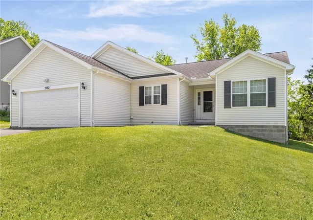 Photo 3 of Sale Pending at 2062 Johnny Ln, Walworth, NY 14568 | MLS# R1686581 | Listing updated on 2026-08-01
