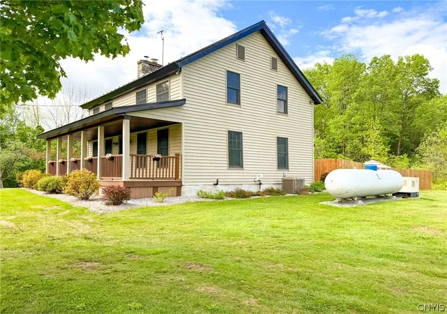 3rd image of 11145 Creek Rd, Taberg, NY 13471 | MLS# S1686934