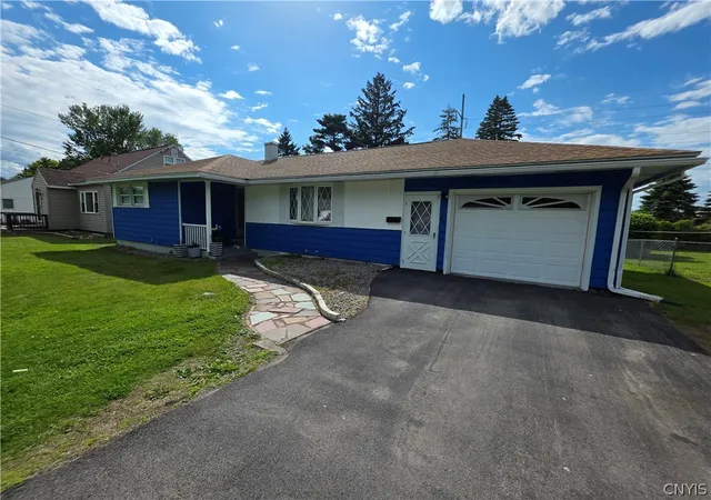 Homes for sale in Utica, NY | 515 Locust Dr, Utica, NY 13502 | MLS# S1686967