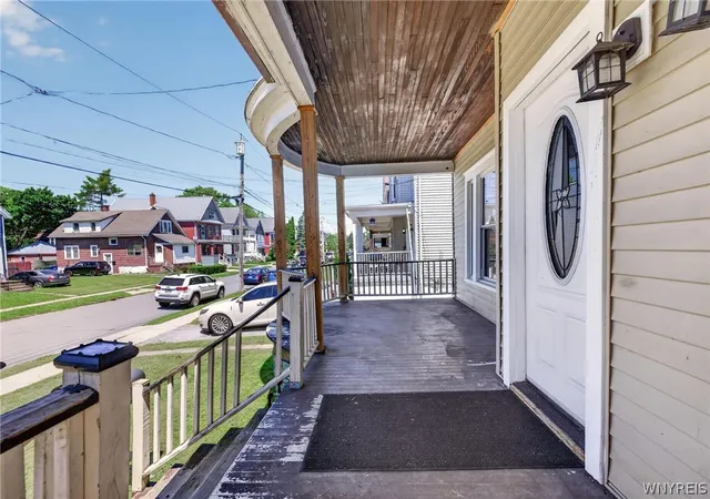 3rd image of 19 S Ryan St, Buffalo, NY 14210 | MLS# B1686803