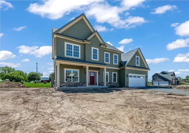 3rd image of 15 Via Angelo Custode, Parma, NY 14468 | MLS# R1686869