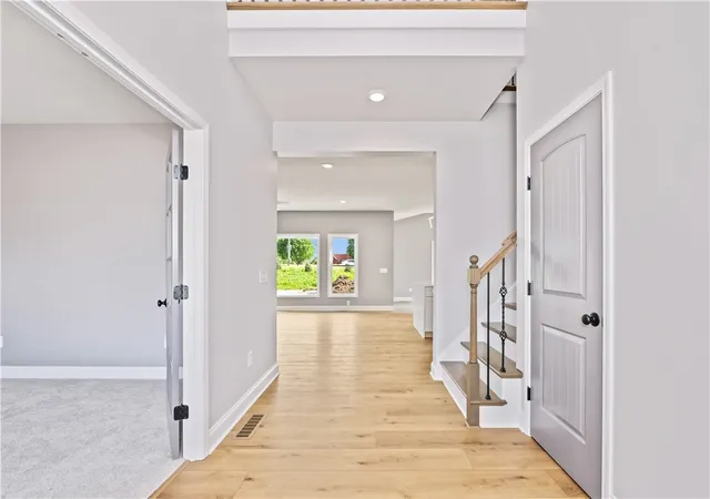 5th image of 15 Via Angelo Custode, Parma, NY 14468 | MLS# R1686869