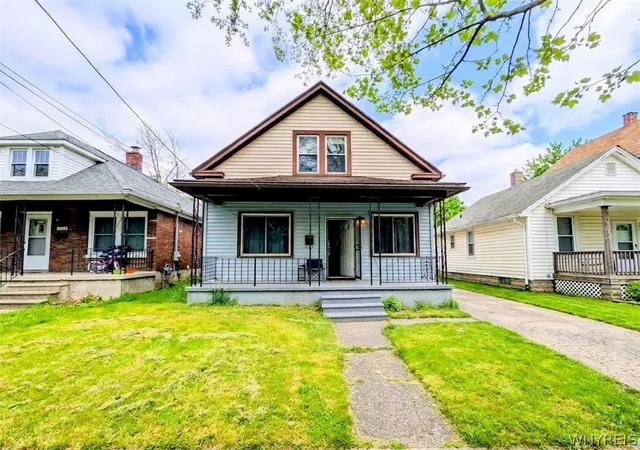 2nd image of 1926 Welch Ave, Niagara Falls, NY 14303 | MLS# B1685915