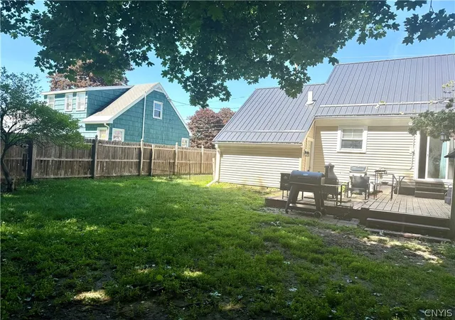 Photo 3 of Sale Pending at 25 Yong St, Cortland, NY 13045 | MLS# S1686550 | Listing updated on 2026-07-30