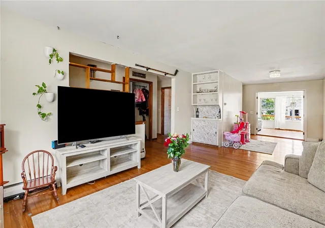 Homes for sale in Seneca Falls, NY | 49 Sackett St, Seneca Falls, NY 13148 | MLS# R1686940
