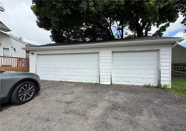 Homes for sale in Niagara Falls, NY | 1316 Garrett Ave, Niagara Falls, NY 14305 | MLS# B1687030