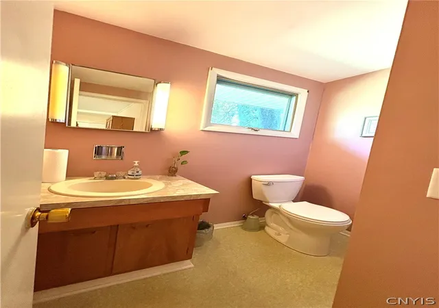 41st image of 7553 Daphne Dr, Syracuse, NY 13212 | MLS# S1687015