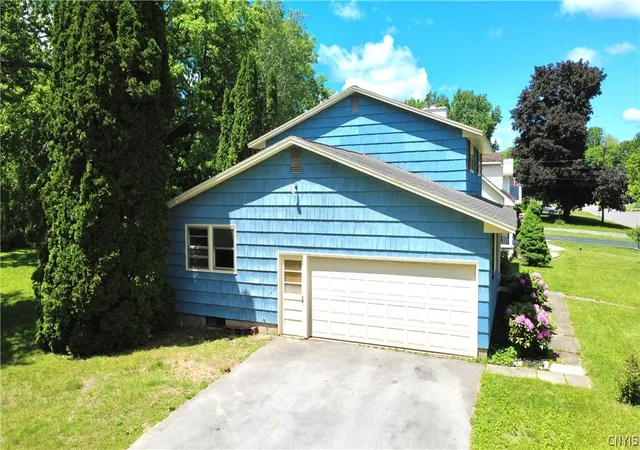 5th image of 7553 Daphne Dr, Syracuse, NY 13212 | MLS# S1687015