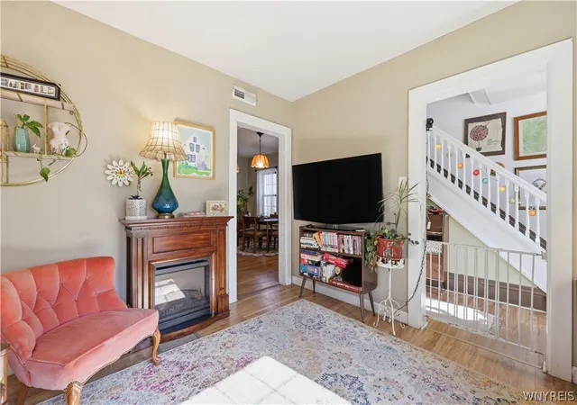 Homes for sale in Buffalo, NY | 1215 West Ave, Buffalo, NY 14213 | MLS# B1685908
