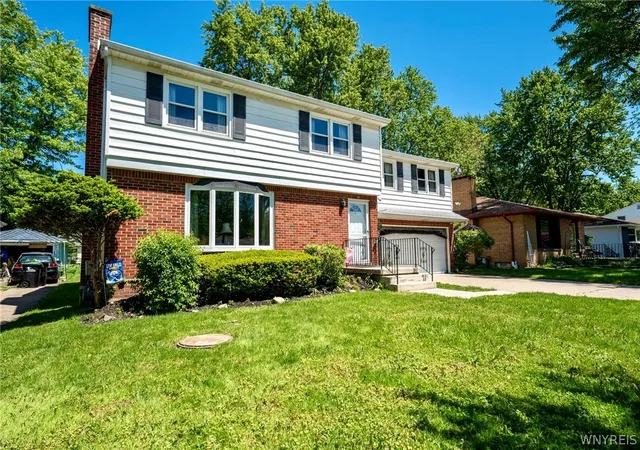 2nd image of 58 Castleton Pl, Tonawanda, NY 14150 | MLS# B1686694