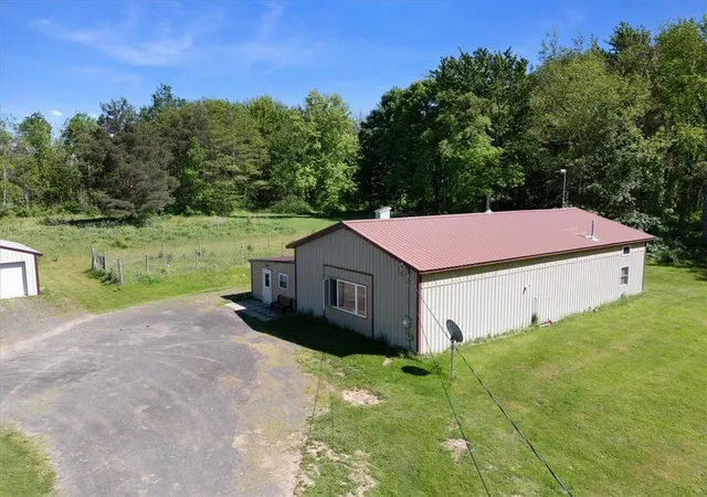 Homes for sale in Sodus, NY | 6940 N Geneva Rd, Sodus, NY 14551 | MLS# R1686010