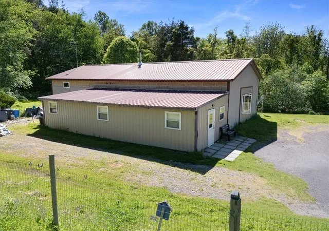 Homes for sale in Sodus, NY | 6940 N Geneva Rd, Sodus, NY 14551 | MLS# R1686010