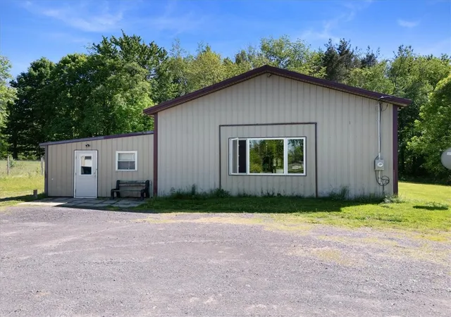 Homes for sale in Sodus, NY | 6940 N Geneva Rd, Sodus, NY 14551 | MLS# R1686010