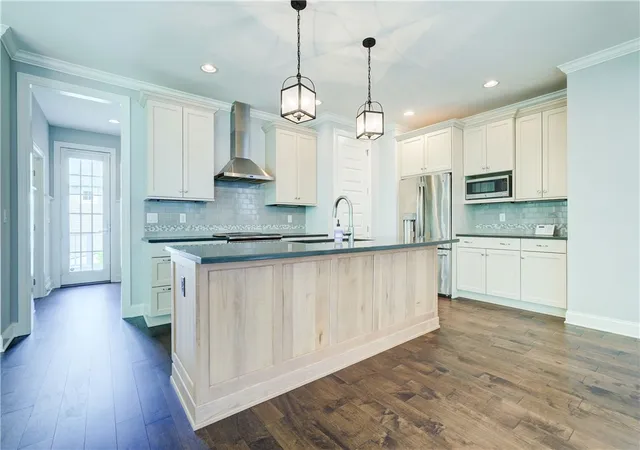 5th image of 5 Camellia Rise, Perinton, NY 14450 | MLS# R1686413