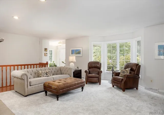 5th image of 144 Hillcrest Rd, East Aurora, NY 14052 | MLS# B1687121