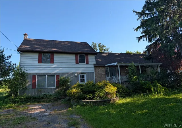 1st image of 12351 Williston Rd, Marilla, NY 14004 | MLS# B1686612