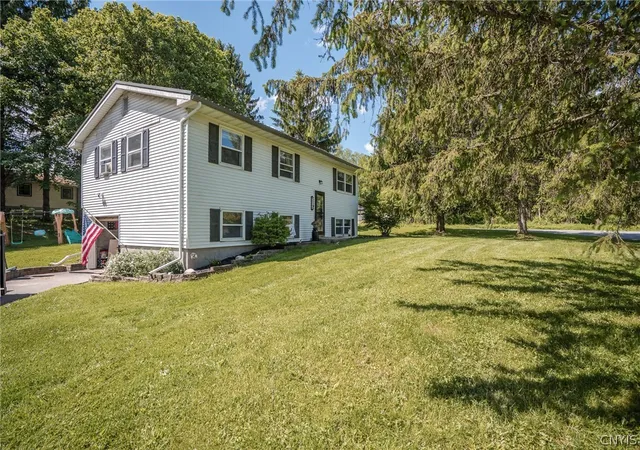 Photo 2 of Sale Pending at 6248 Country Ln, Homer, NY 13077 | MLS# S1686222 | Listing updated on 2026-07-12