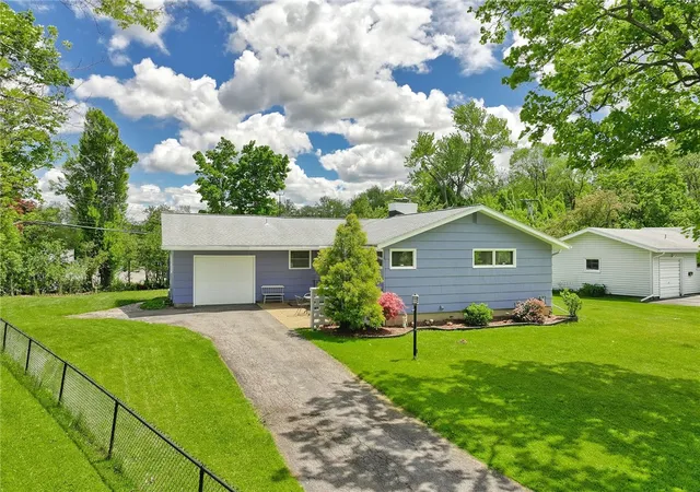Homes for sale in Brighton, NY | 59 Beekman Pl, Brighton, NY 14620 | MLS# R1686541