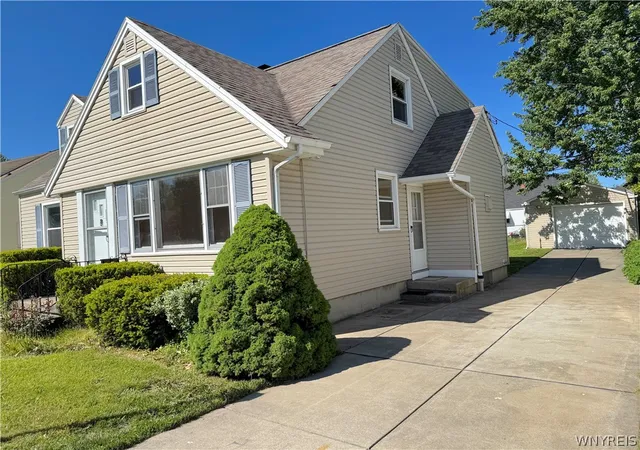 Photo 1 of Sale Pending at 318 Forbes Ave, Tonawanda, NY 14150 | MLS# B1687141 | Listing updated on 2026-06-16