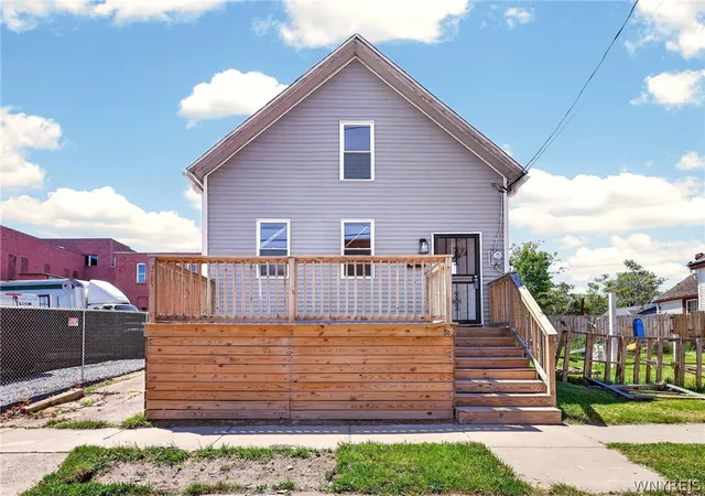 Homes for sale in Buffalo, NY | 30 Coit St, Buffalo, NY 14206 | MLS# B1687148