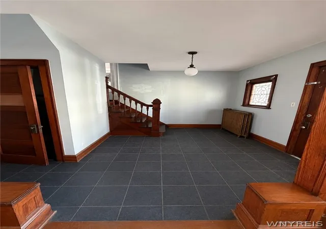 Homes for sale in Buffalo, NY | 1080 West Ave, Buffalo, NY 14213 | MLS# B1686797