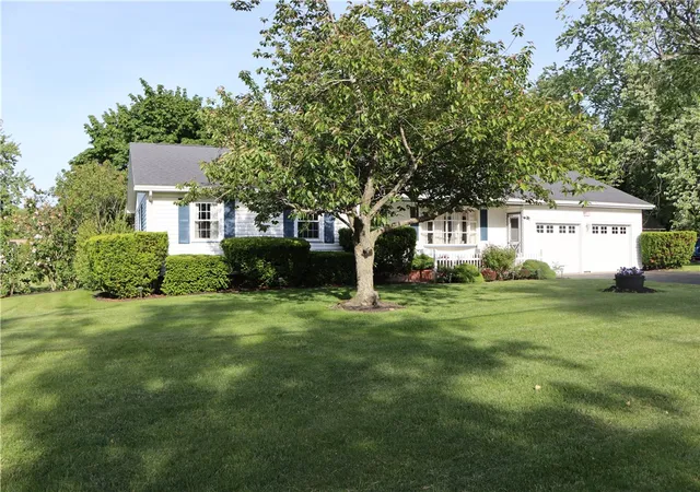 Homes for sale in Sodus, NY | 6856 Maple Ave, Sodus, NY 14551 | MLS# R1687166