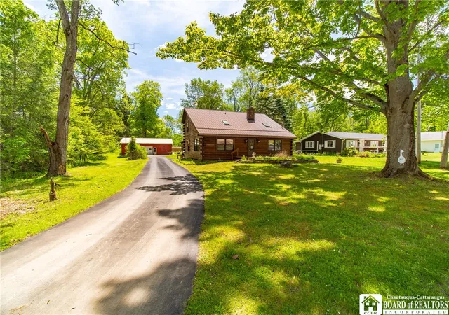 Photo 3 of Single family home for sale at 3111 Chautauqua Ave, Ashville, NY 14710 | MLS# R1686954 | Listing updated on 2026-07-12