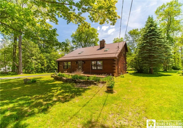 Photo 4 of Single family home for sale at 3111 Chautauqua Ave, Ashville, NY 14710 | MLS# R1686954 | Listing updated on 2026-07-12