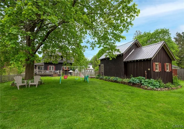 Homes for sale in Westmoreland, NY | 7271 W Main St, Westmoreland, NY 13490 | MLS# S1686570